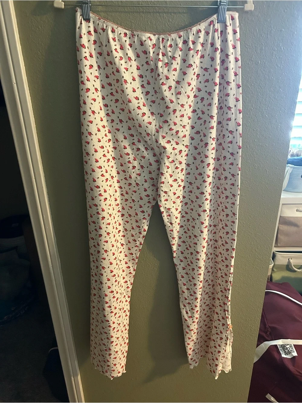 NWOT Free People Ivory Ribbed Floral V-Neck Crop Tank Top and pants pajama set